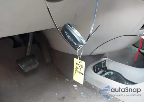 2017 Chrysler Pacifica Touring from USA, damaged, VIN 2C4RC1DG8HR720174